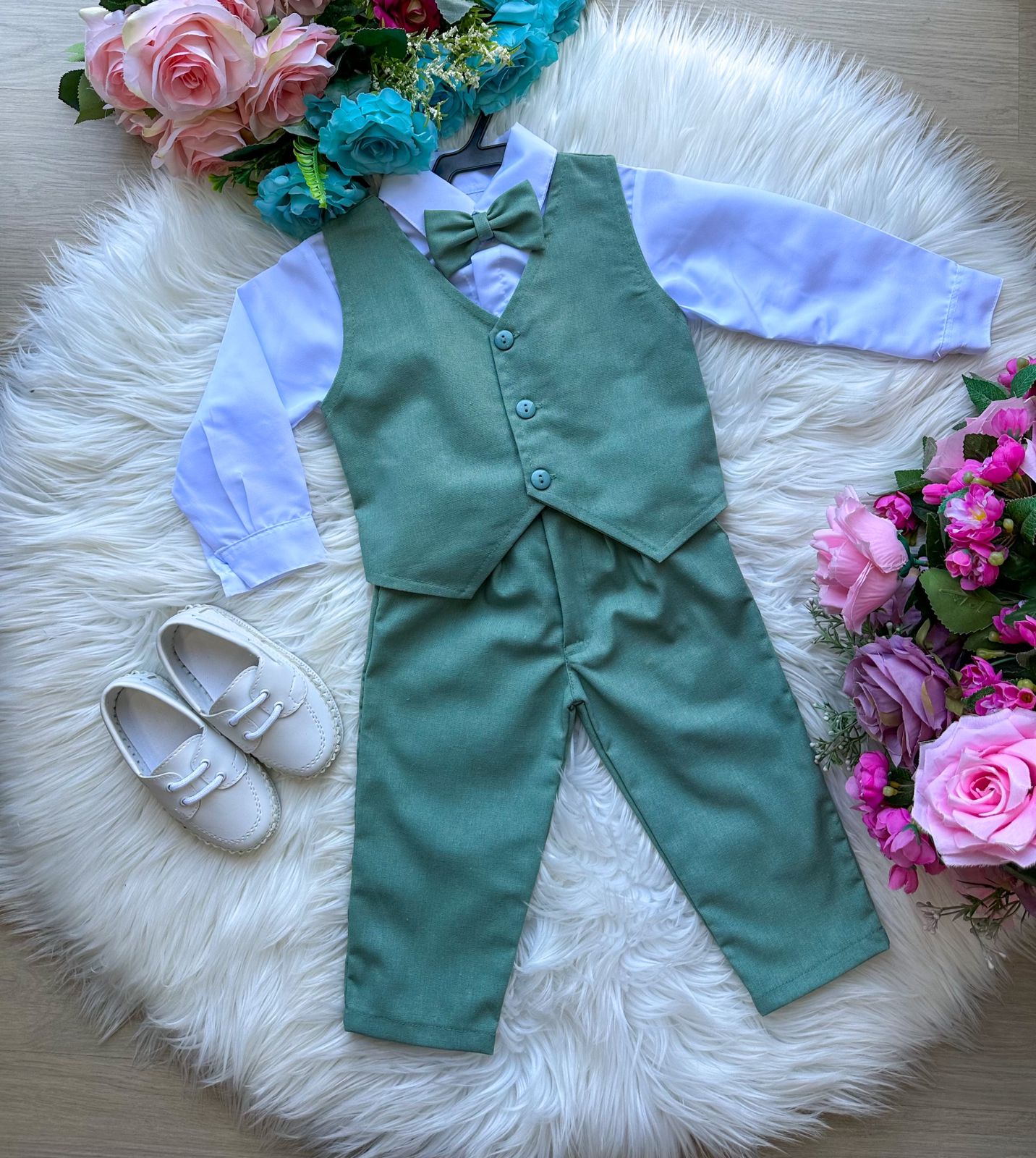 Conjunto Miss Cherry Social Colete Verde (CNJTMSSCHRRSCLCLTVRD)