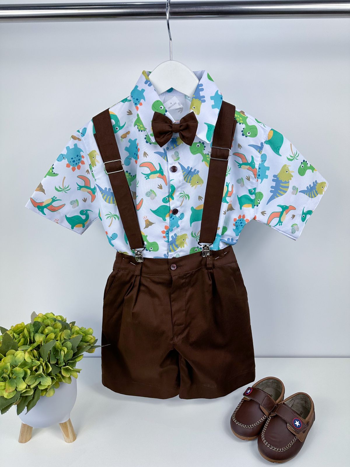 Conjunto Temáticos Meninos Dinossauro Marrom (CONJNTTMCTCMNNSDINOMRR)