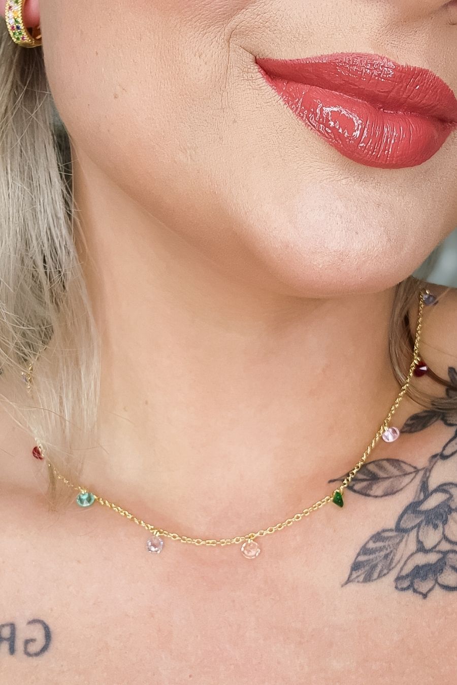 Colar Corrente Americana com Zircônias Multicolor Banhado em Ouro 18k (CL0126)