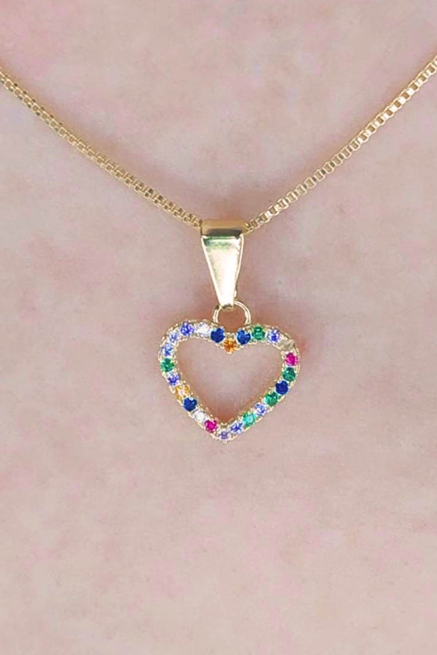 Colar Pingente Coração de Zircônias Coloridas Sortidas Banhado em Ouro 18k (CL0104)