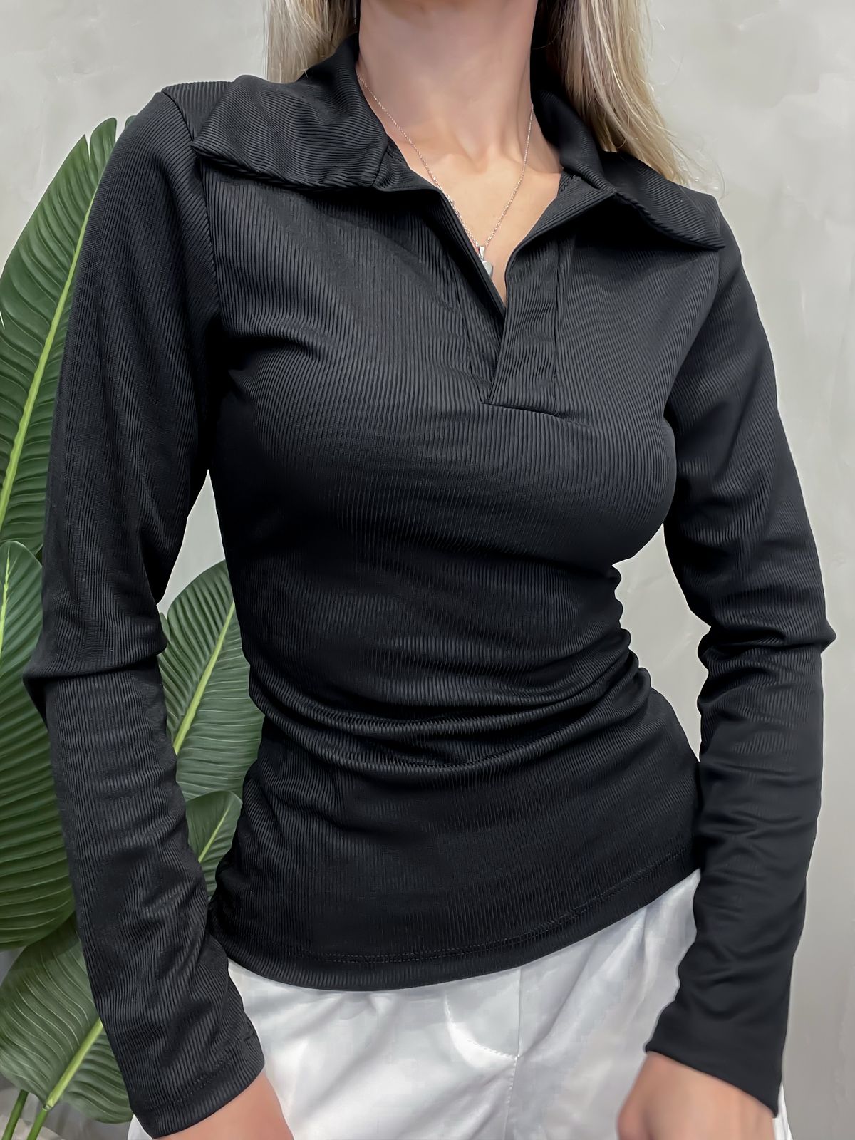 Blusa Feminina em Ribana Gola Polo Manga Longa Joana Ref. 1471 (12345670018924218616)