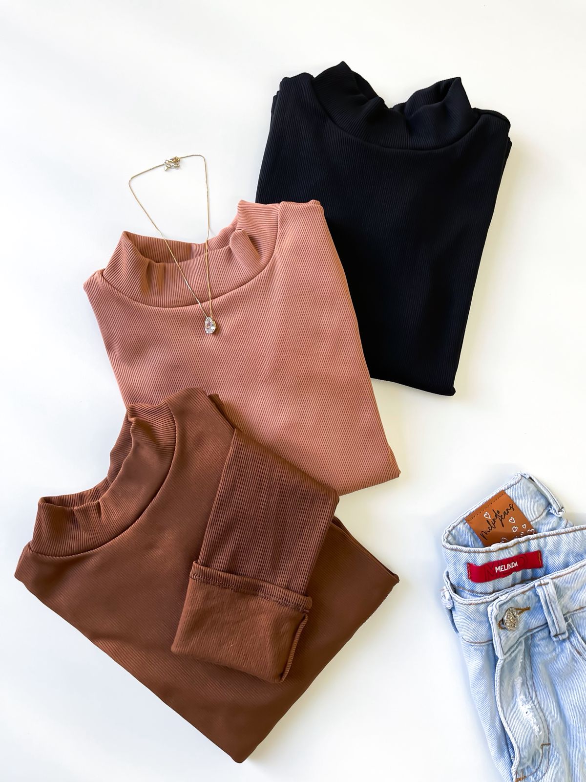 Blusa em Ribana Manga Longa Térmica de Gola Sara Ref. 1530 (12345670018924225157)