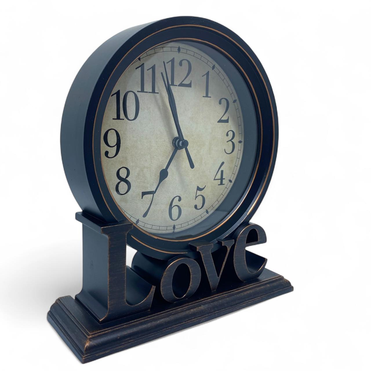 Relógio de Mesa Decorativo Retrô com Base “Love” – Estilo Vintage e Romântico Kreiz KR 2967