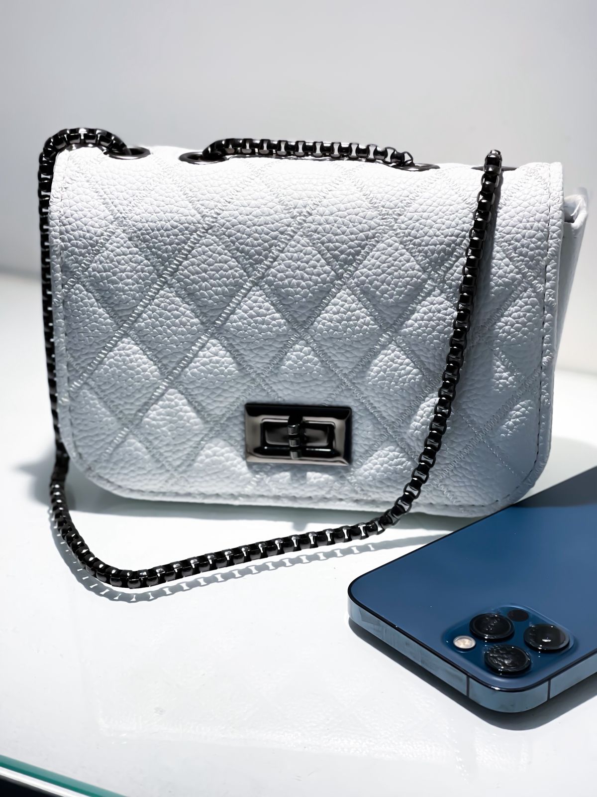 Bolsa Pequena em Couro Sintético com Alça de Corrente Ref. 1625 (12345670018924237464)