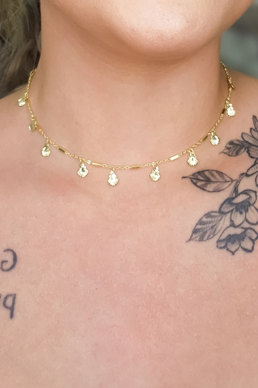 Colar de Mini Conchas Banhado em Ouro 18k (CL0074)