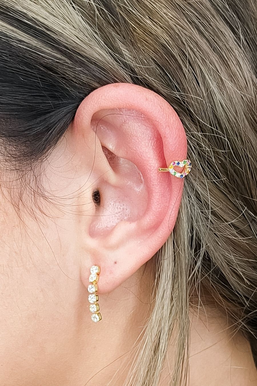 Piercing Fake Com Coração de Zircônias Coloridas Banhado em Ouro 18k (3473.18500 18546)