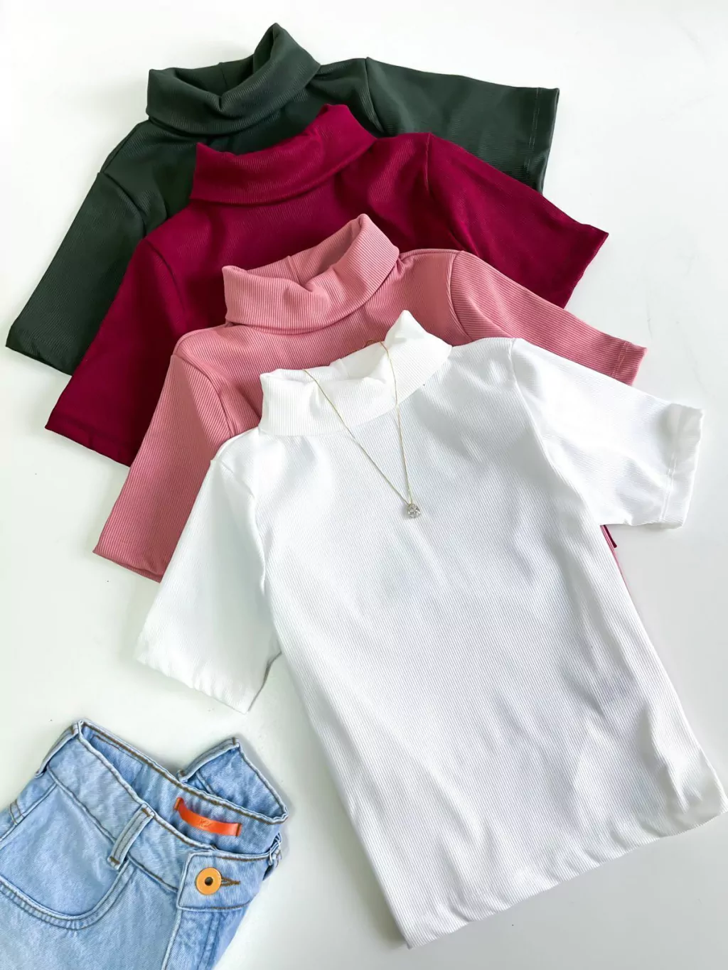 Blusa em Ribana Manga Curta e Gola Cacharrel Marisa Ref. 789 (207365001)