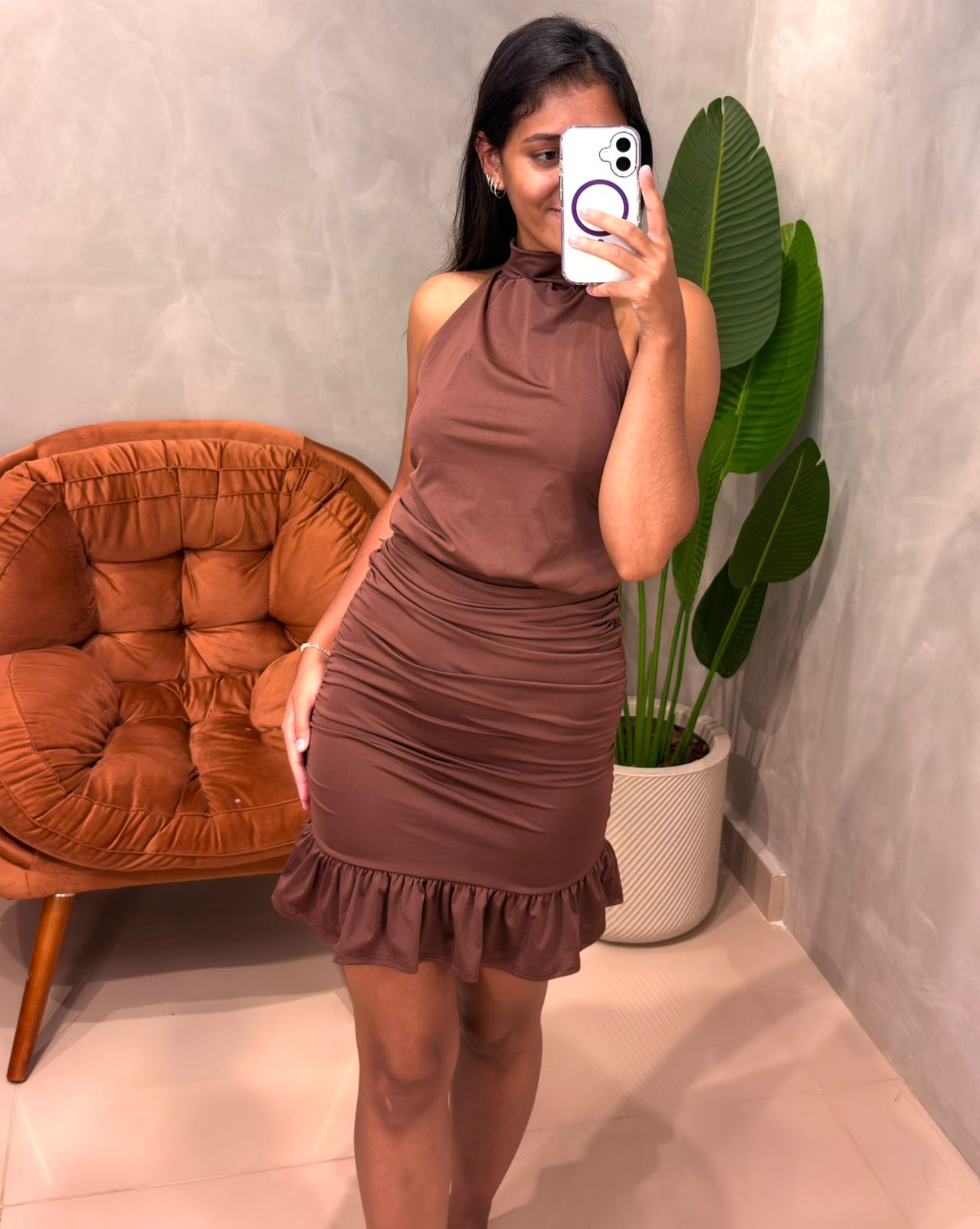 Vestido Curto em Suplex Frente Única com Plissado e Amarração Daniela Ref. 1864 (12345670018924257974)